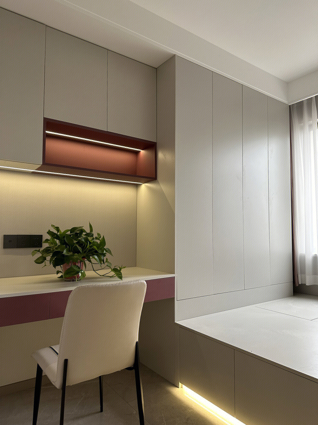 小户型必看：榻榻米把 “睡、学、囤” 揉进 10㎡里