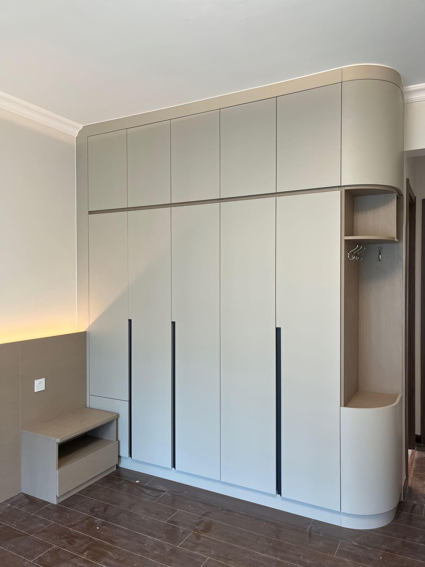 弧形柜设计，颜值实用双在线